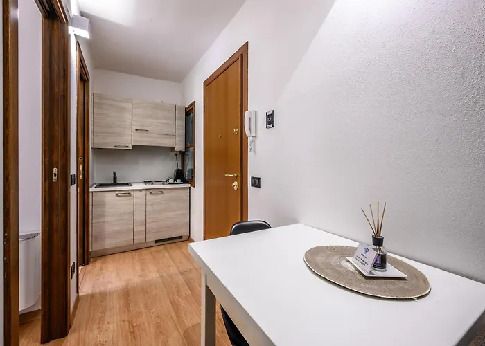 Emilia 6 مودينا